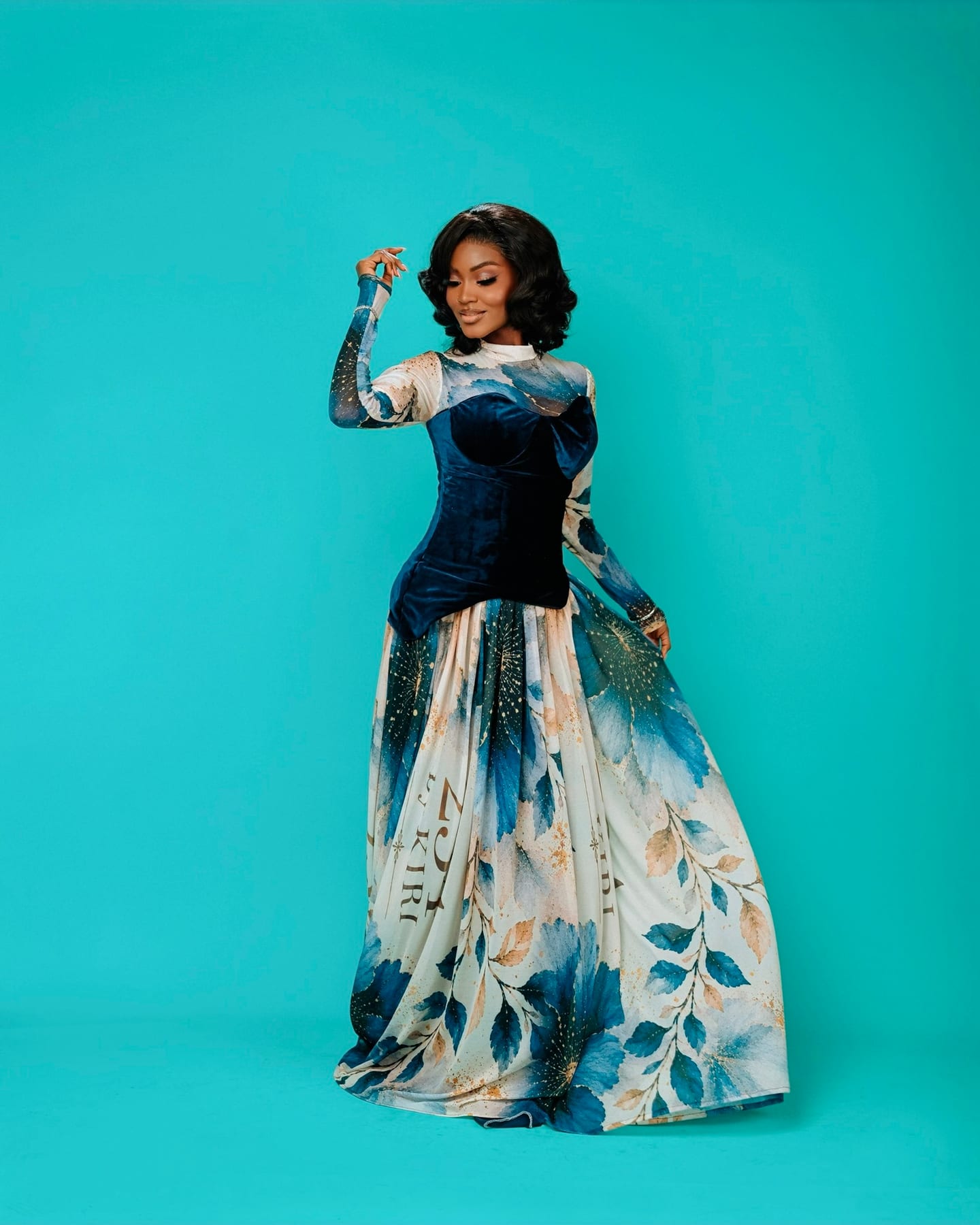 Empress Corset Gown with velvet bodice and printed skirt (frame 7 of 8)