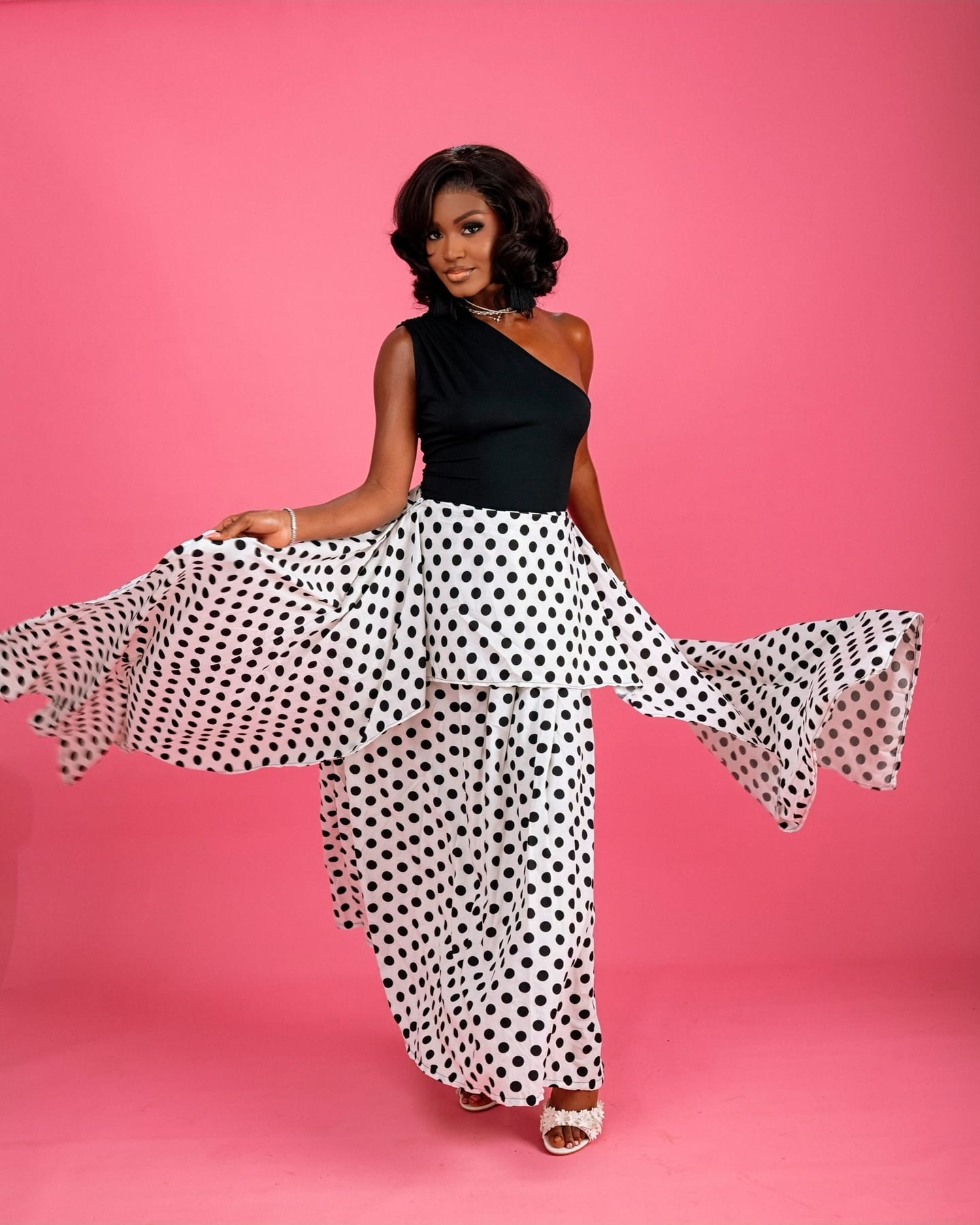 Polka Muse black and white spotted skirt set (frame 7 of 11)